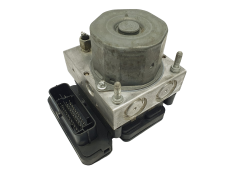 Abs Pumpe Nissan Qashqai 476604EA1E 0265956531 Bosch 61697