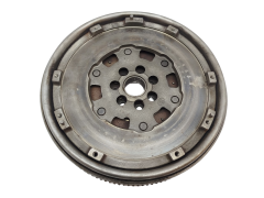 Svinghjul 8200495249 123003948R 1.5 dci Renault LUK 1087