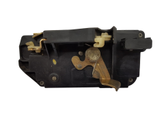 Dørlåsemekanisme Venstre Bag 913737 Peugeot 306 Kiekert 10704