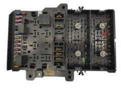 Sikringsboks Chrysler P04707994AC 19651