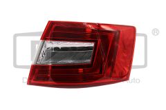 Lygte Højre 5E5945112 99451618102 Skoda Octavia 3 DPA