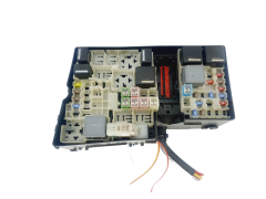 Sikringsboks Ford AV6T-14A067-AD E02345500 37935