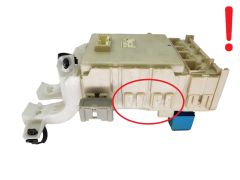 Sikringsboks Toyota 82730-52700 20681