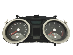 Omdrejningstæller Renault Megane 2 8200399700 B 43764