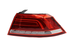 Lygte Højre 3G5945096A 99451789902 VW Passat B8 DPA