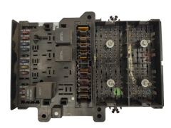 Sikringsboks Chrysler P4707693 19632