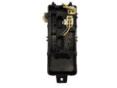 Sikringsboks Mitsubishi MR318828 20245