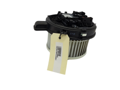 Varmemotorblæser Opel Astra K 13497776 0130309503 3236