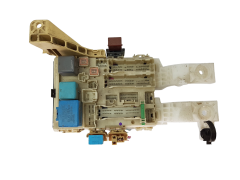 Sikringsboks Toyota 82730-52700 18285
