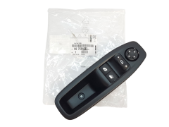 Elrudecontroller Peugeot 208 96758211ZD Ny Original